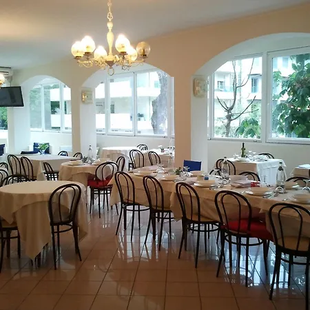 Mini Hotel-3
